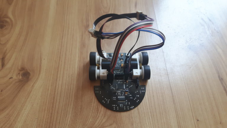 Funkcje debugowe i sterownik silników