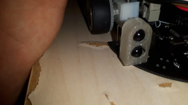 Czujniki ścian – pierwsze starcie